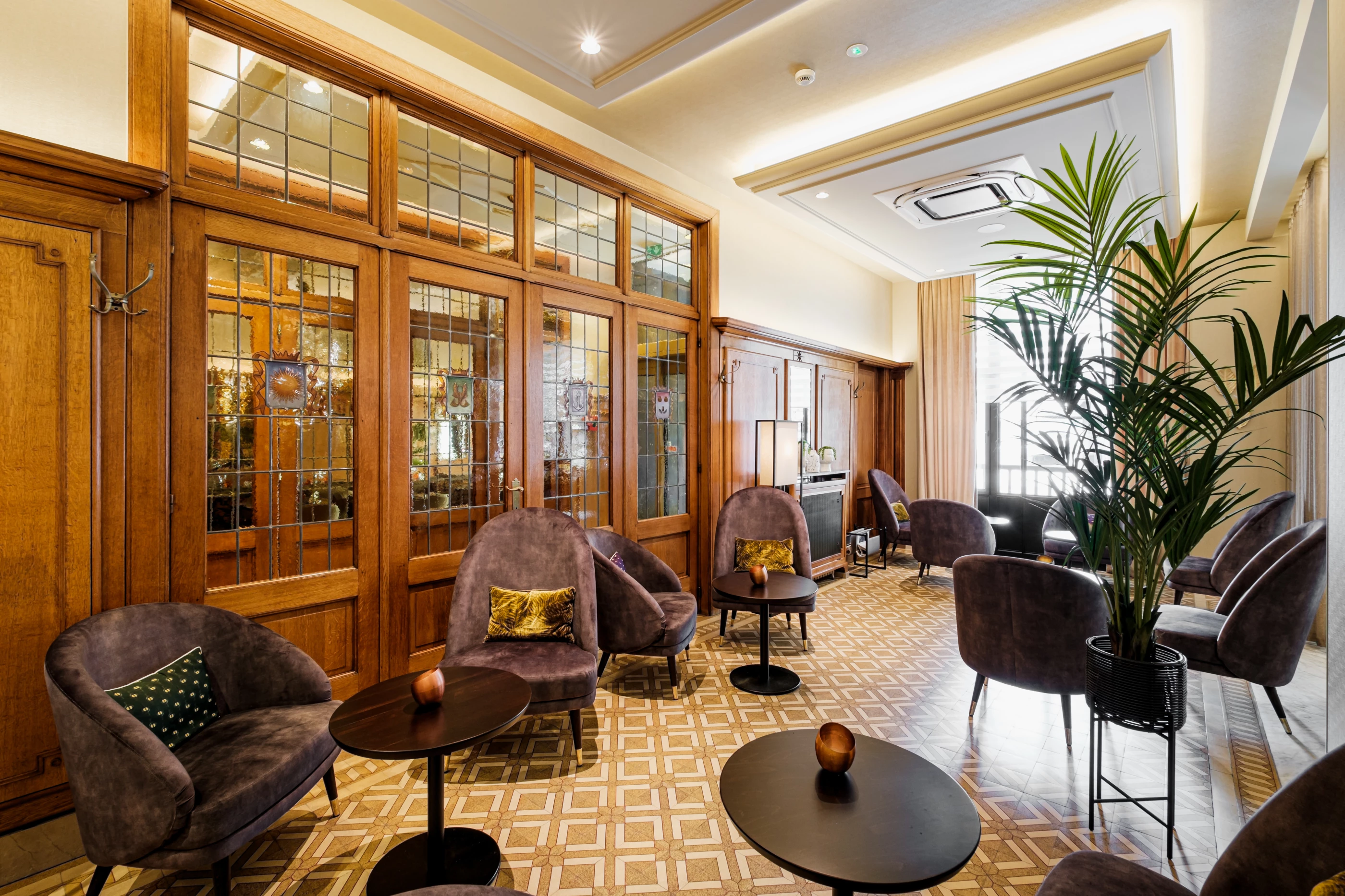 Hotel R