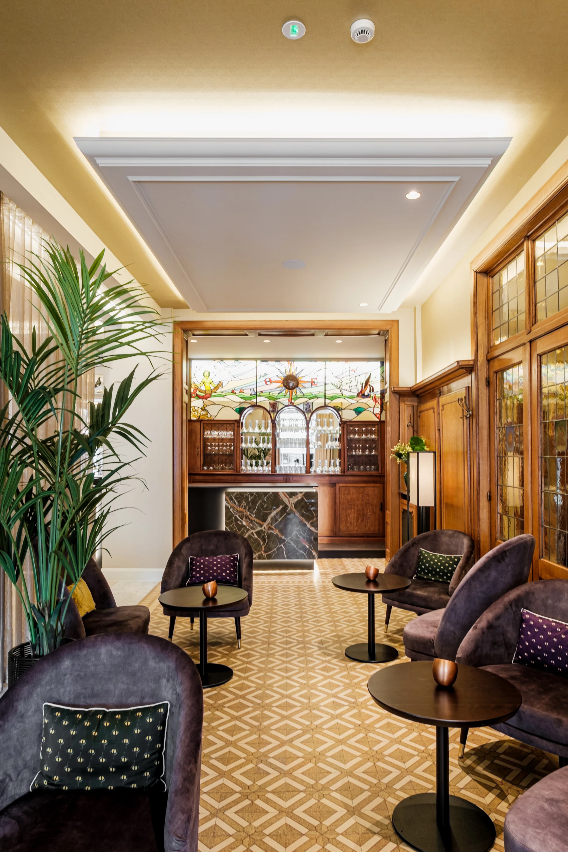 Hotel R